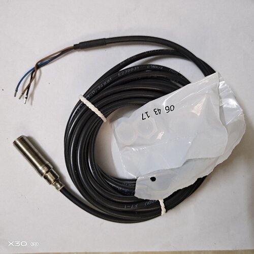 议价德国易福门IFM原装进口传感器接近开关IFT206实物拍摄MR0134