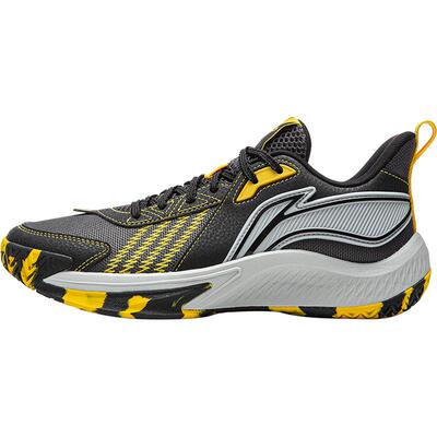 李宁儿童专业篮球鞋训练