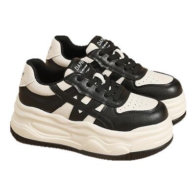 达芙妮2025春季新款休闲板鞋