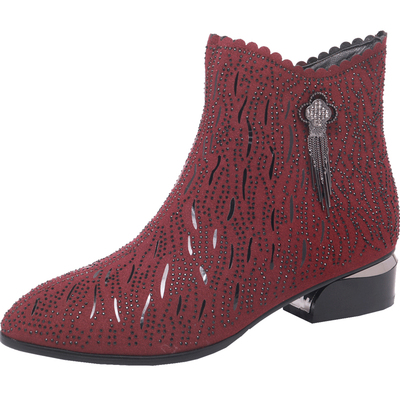 红色大码短靴女41 43低跟加绒平底磨砂瘦瘦靴冬季新款2024马丁靴