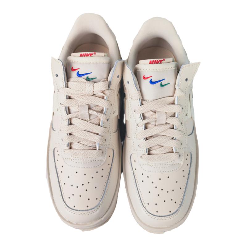 Nike/耐克女子空军一号休闲板鞋