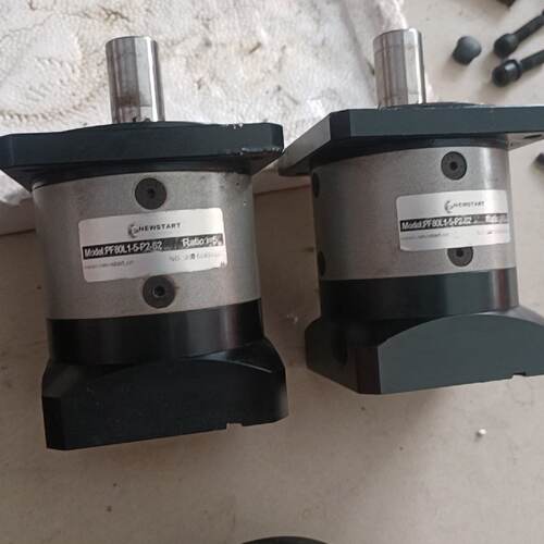 【询价】减速机  PF80L1-5-P2-S2-几个，跟几个PL80适用