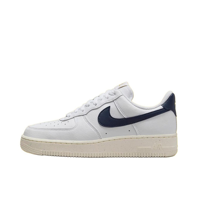 Nike耐克女子白黑空军AF1板鞋