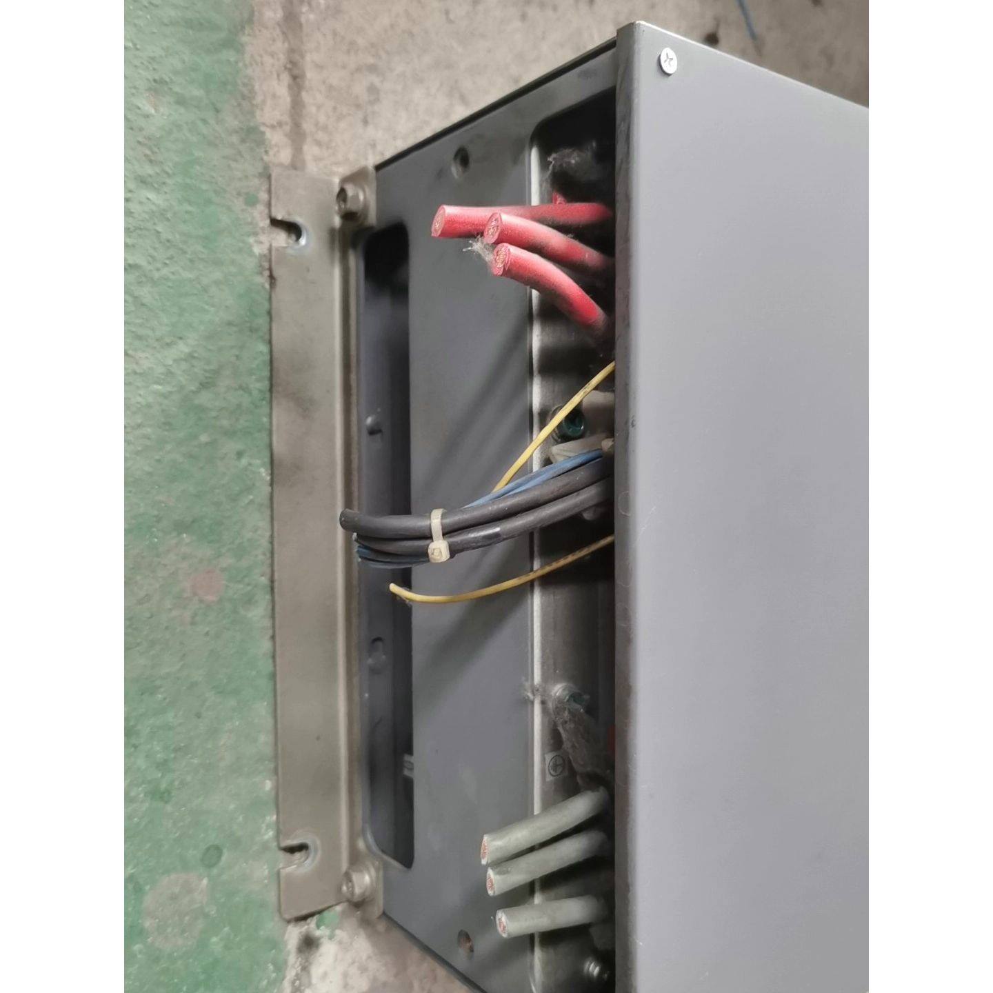 议价三菱L740变频器30KW