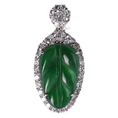 七彩云南银镶天然翡翠吊坠