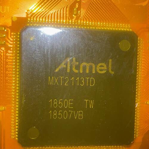 溢价-艾特梅尔芯片板型号：MXT2113TD，芯片，芯片数