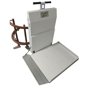 楼道电梯座椅老人爬楼机载货老年人上楼梯神器上轮椅别墅家用电梯