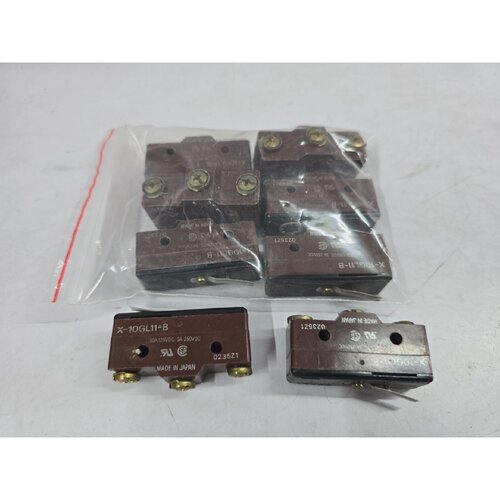 Omron X10GL11B Micro Switch 103A 125250VDC LOT 8 PC