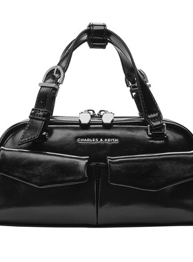 时尚多口袋机车包CHARLES&KEITH