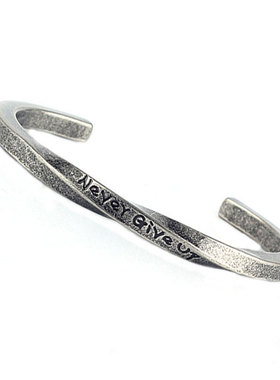 霸气潮牌钛钢个性手镯男士复古莫比乌斯情侣小众学生手环刻字