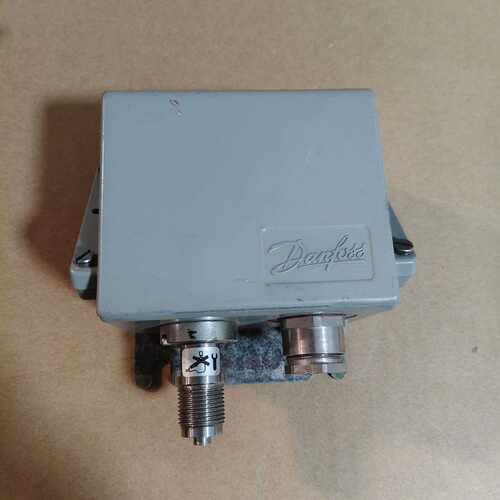 溢价-Danfoss EMP2 084G2157，压力变送器，库存