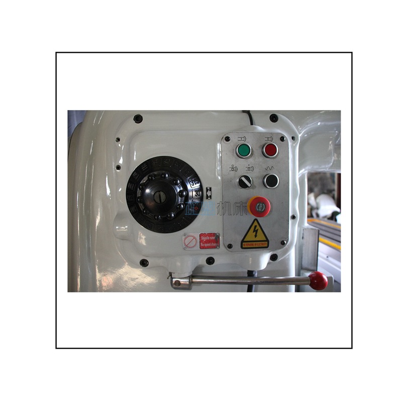 X5032 国标立式升降台铣床是机械制造模具仪器仪表汽车摩托车加工