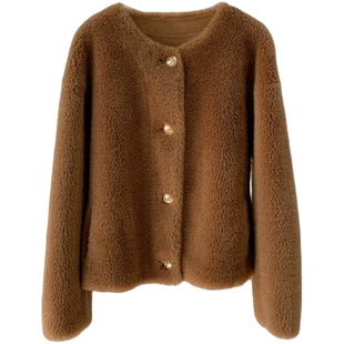 CHAO软萌好穿金扣羊羔毛圆领羊剪绒皮毛一体短款皮草女冬毛毛外套