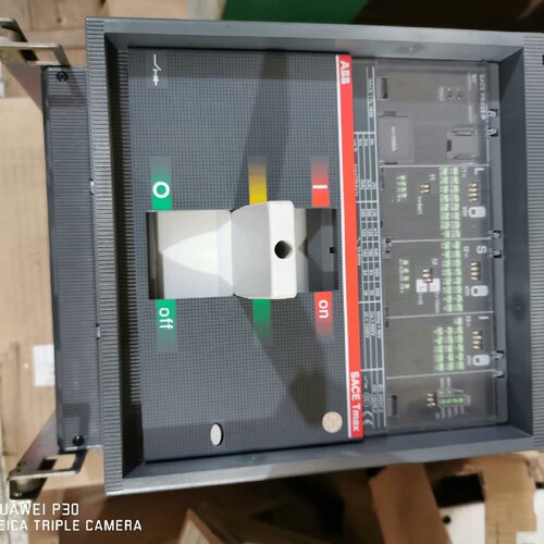 塑壳断路器T7L1600PR232P3P