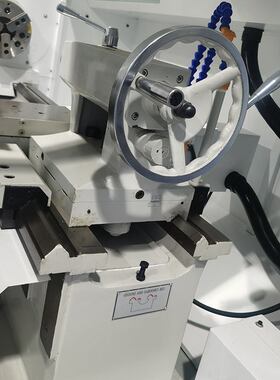供应钜正精机，宝鸡，沈阳，云南CK50三档档无级调速平轨数控车床