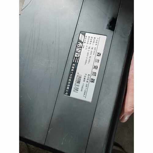 议价森兰变频器SB70系列，4kw三相，功能完好无维修，拆机下来