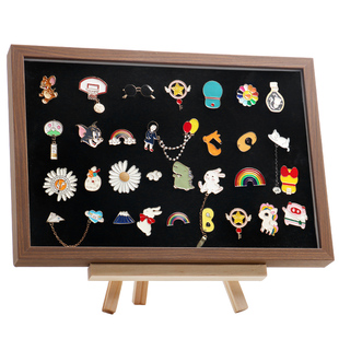 徽章谷子展示框金属勋章收集毛毡纪念板吧唧架胸针防尘复古收纳盒