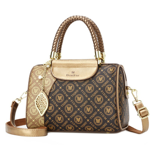 轻奢时尚女包高级感中年妈妈包2026新款包包女百搭斜挎手提包大气