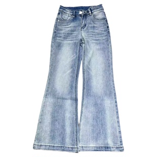 浅蓝色不贴腿微喇牛仔裤女2026新款复古高腰垂感显瘦直筒喇叭裤子