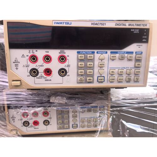 IWATSU VOAC7521 四台