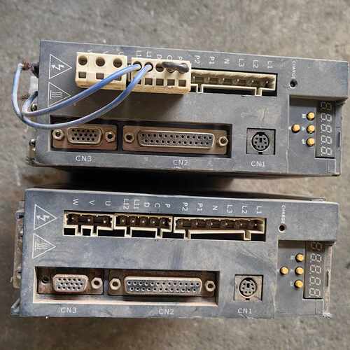 议价卡因斯科HCSE-20A1A伺服驱动器，两台现货，外观破损，
