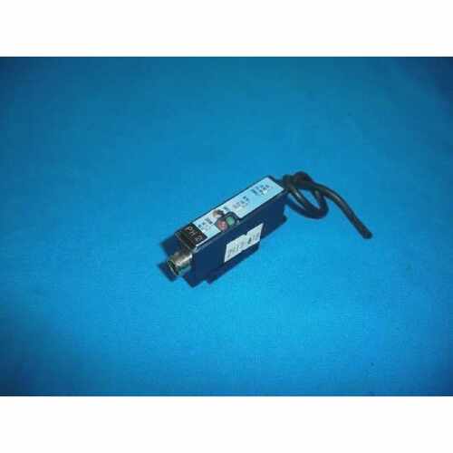 批量 2 件 Keyence FS2 传感器 C议价