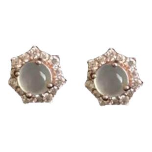 S925纯银镶嵌玻璃白冰玉髓蛋面耳钉水润冰透复古宫廷精致小清新款