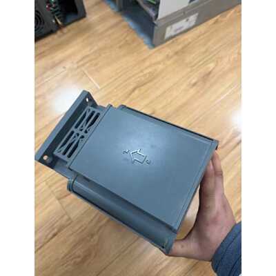 议价ATV610U30N4二手都拆机变频器3KW实物图拍摄