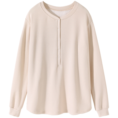 保暖衣有厚度也有柔软性