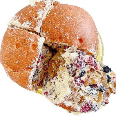 新疆塔城风味坚果奶酪包糕点零食