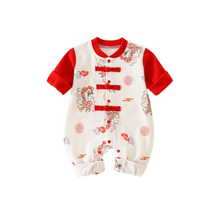 哇哇满月宝宝衣服薄款新年中式国风红色百天春节拜年服连体衣纯棉