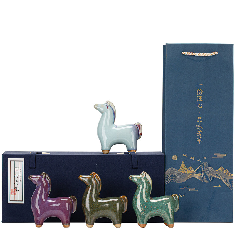 故宫国潮陶瓷小马茶宠摆件超萌