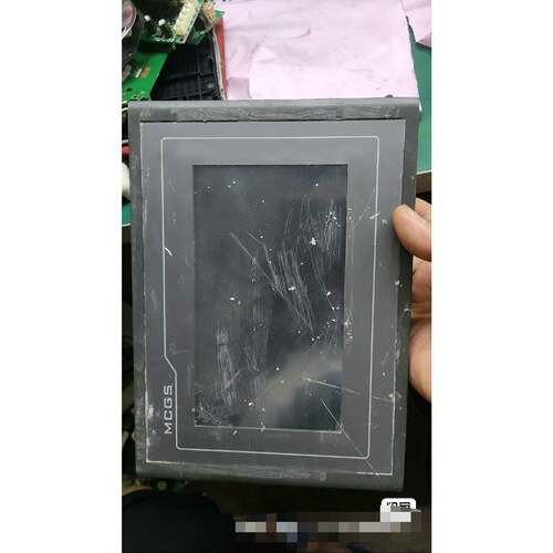 TPC7062TX嵌入式一体化触摸屏，显示屏好的。其它同性功询价