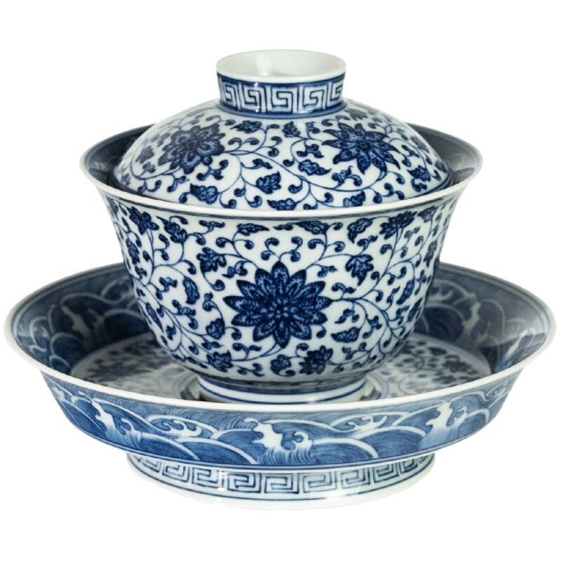 仿古青花缠枝莲三才大底盖碗