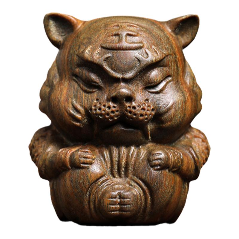 天然绿檀手工雕刻打坐虎摆件