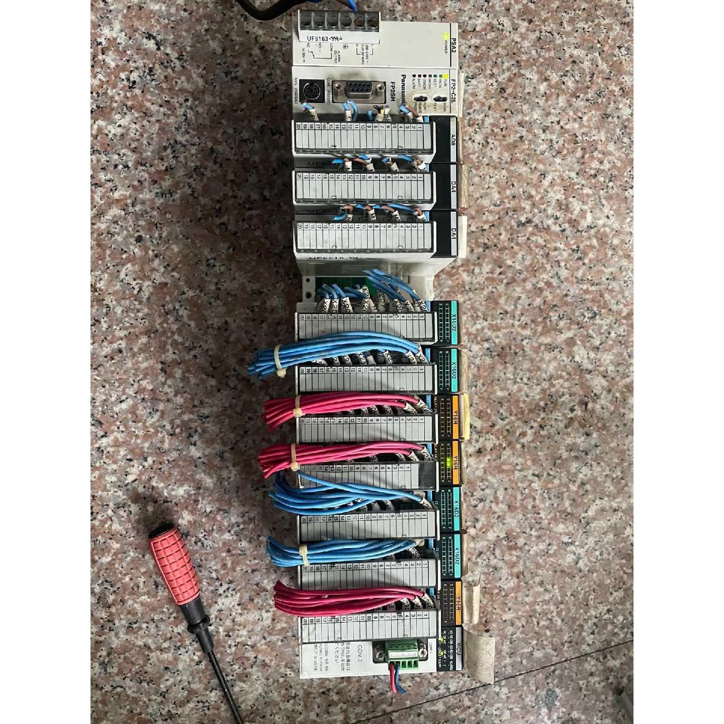 询价下单FP2-C2L  PLC模块可开票可维修