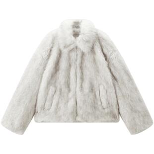 太平鸟冷雾松绒仿狐狸毛外套箱型短款仿裘皮外套女饱满不臃肿