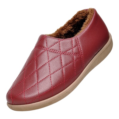 冬季棉拖鞋女包跟居家外穿老年人皮面防滑带后跟保暖鞋中老年棉鞋