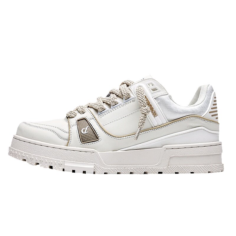 【三利泰透气休闲板鞋大码男鞋】