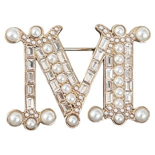 奥米迪奥M胸针珍珠满钻轻奢时尚小香风气质百搭高级感精致配饰女