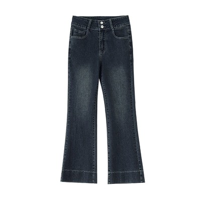 修饰腿型，百搭显瘦的微喇牛仔裤