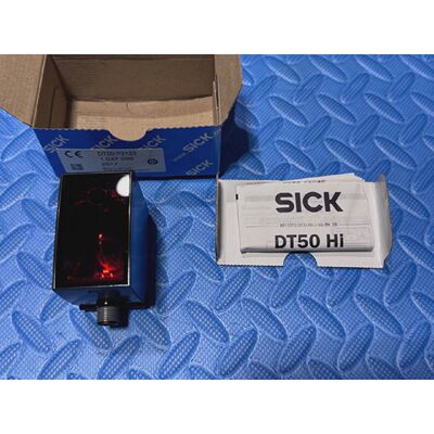 SICK DT50 Hi  DT50P2123  Distance Distance Sensor Rectangula