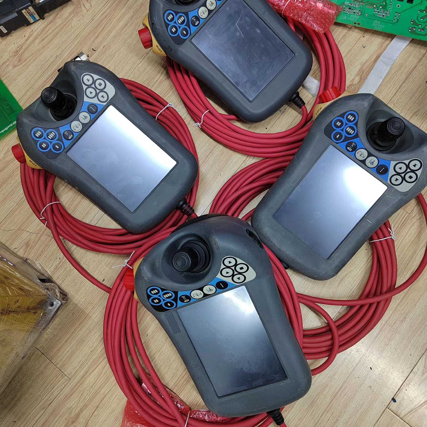 DSQC679主板，摇杆，触摸屏，液晶屏，拆机二手，全新原装