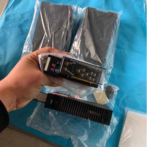 议价yamatake J-SIP50-22 R-W2Y82-61-001 控制器