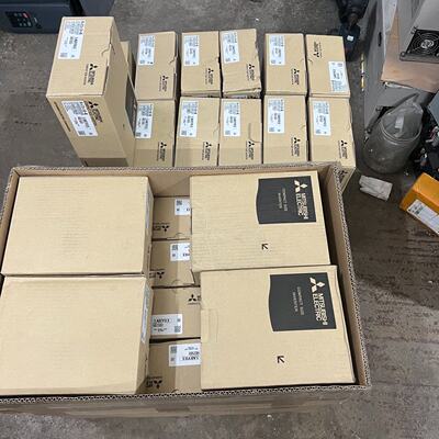 全新三菱变频器E720S，FR-E720S-0.1KSC-T