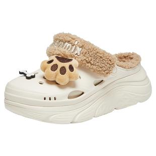 天美意冬新款商场同款毛绒保暖可爱百搭女洞洞鞋CMX12DL4