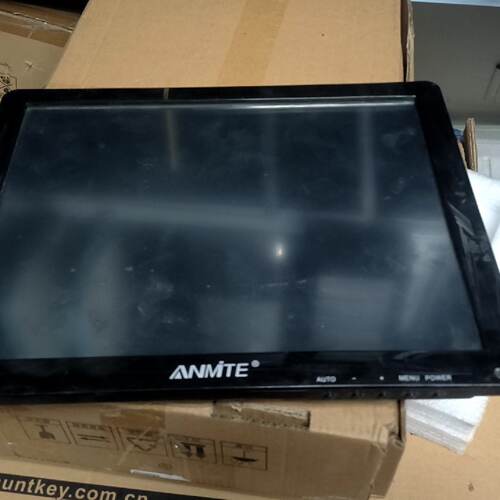 安美特ANMITE 15寸触摸显示器，有，型号AN-15议价
