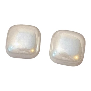 小众设计感甜美方形珍珠耳钉女2026新款爆款高级感耳环百搭耳饰品