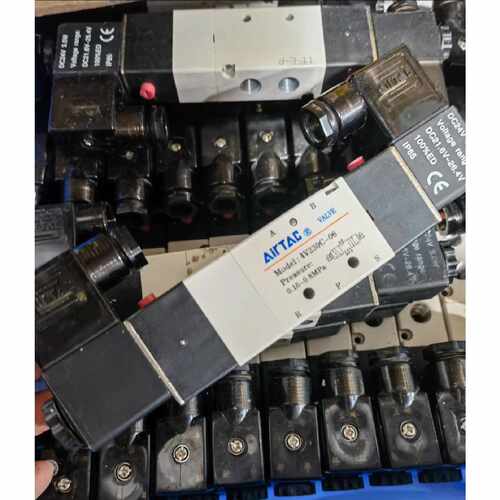 议价AIRTAC亚德客原装电磁阀4V230C06B拆机成色新4可维修