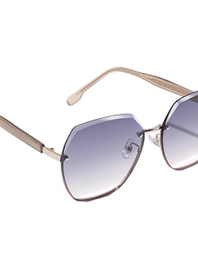 巴宝莎防紫外线时尚自带妆容感